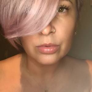 Meet your Posher, Michele